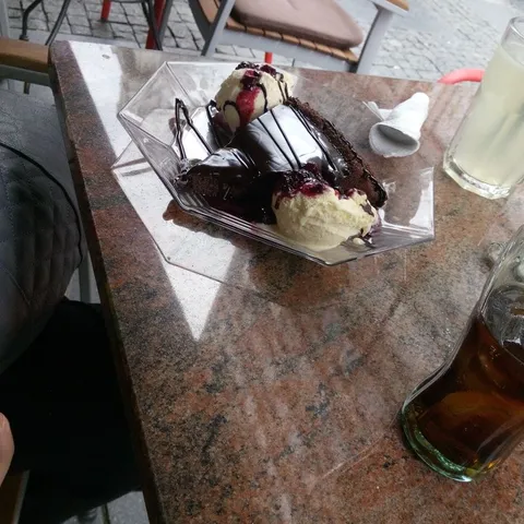 Čokoladni tart s Lino ladom milk