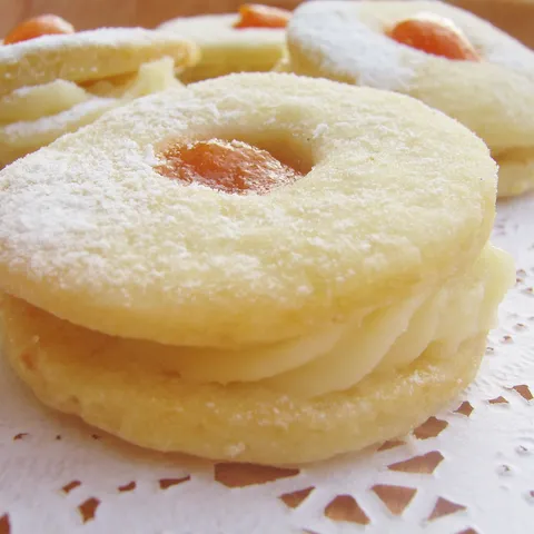 Bijeli kolačići s bademom