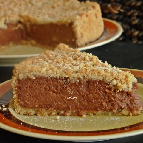 Čokoladna krostata s ricottom, bademima i grizom
