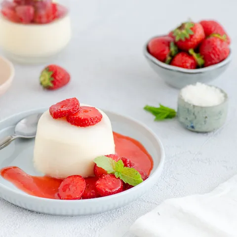 Panna cotta s jagodama