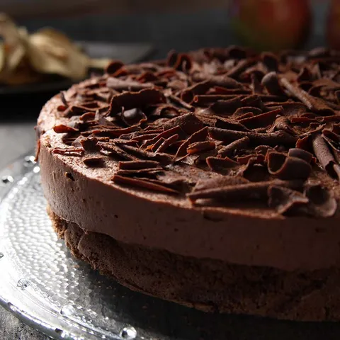 Kremasta čokoladna torta
