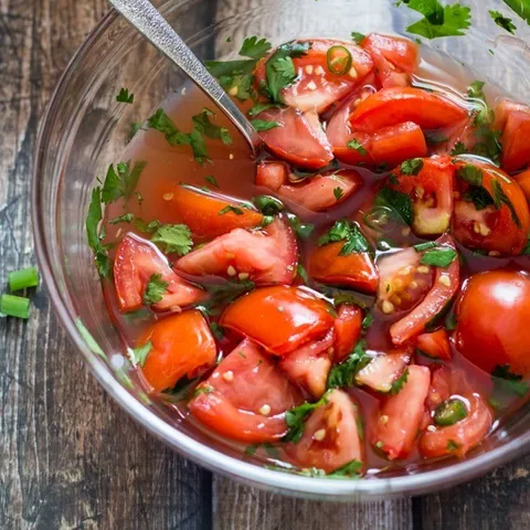 RajčicaParadajz Salata