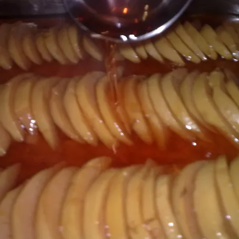 zute dunje pita
