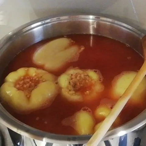 Veganska punjena paprika