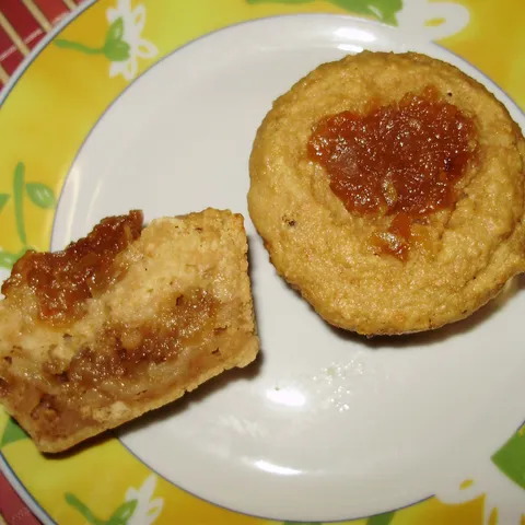 Keks muffini sa karamel jabukama