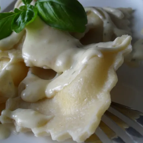 Ravioli sa Sirom i finim Umakom