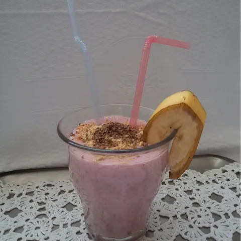 Fruit milkshake
