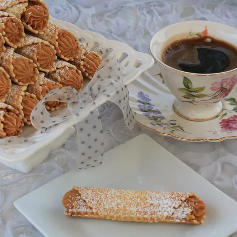Krckavi vafli sa Dulce de Leche nadjevom