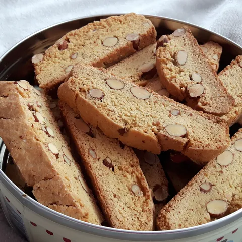 Cantucci all'arancia