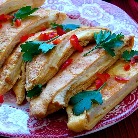 EKMEKLİ SÜRPRİZ OMLET/turski omlet iznenađenja