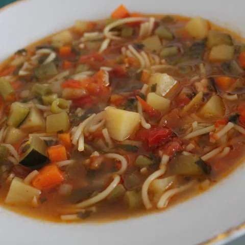 Ljetni minestrone