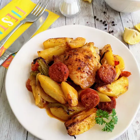 SPANISH-STYLE CHICKEN BAKE
