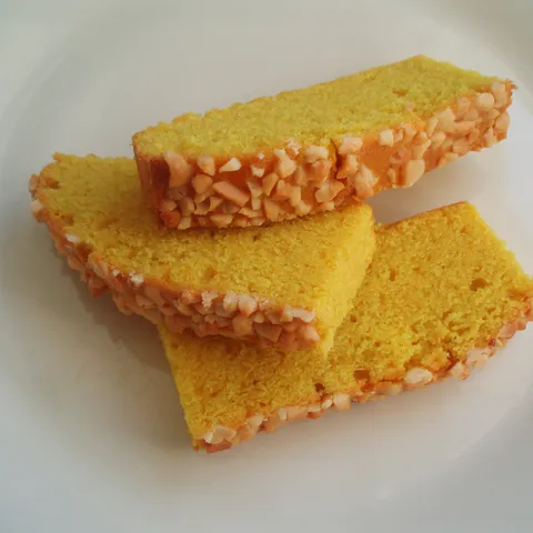 Čajni biskvit (bez jaja) s narančom i kurkumom