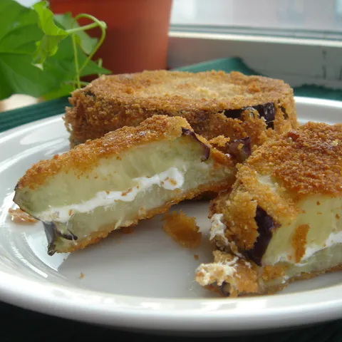 Pohani patlidžani s mozzarellom