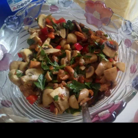 Salata od gljiva