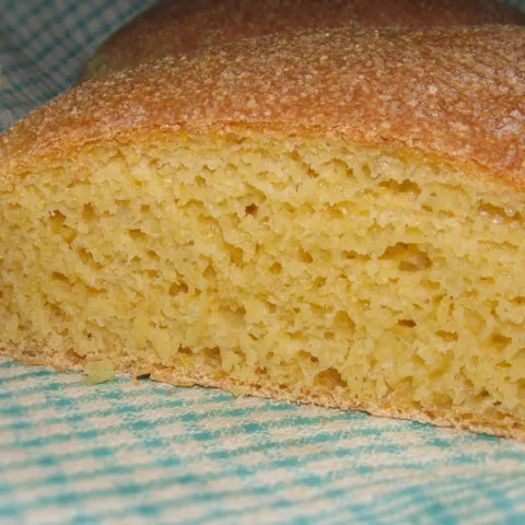 Krckavi kukuruzni hljeb