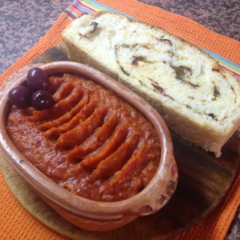 MAKALO