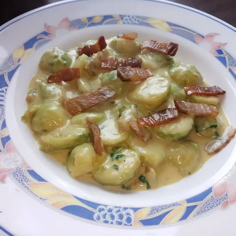 Kupusići (prokulice) u umaku