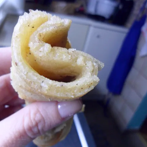 Penasti palacinci sa jabukama i cimetom