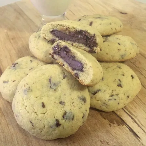 Čokoladni keksi punjeni nutellom