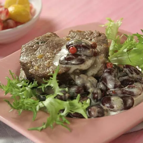 Odresci s aromatičnim grahom