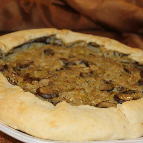 Galette sa gljivama i mladim kupusom...