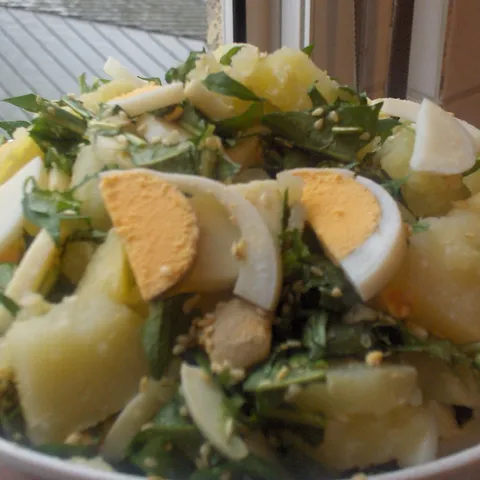 Tri salate od maslačka