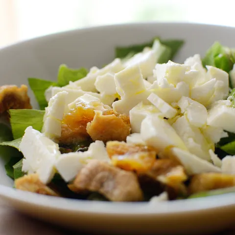SALATA SA RADIĆEM, SKUTOM I SMOKVAMA