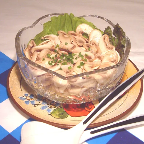 Salata od šampinjona