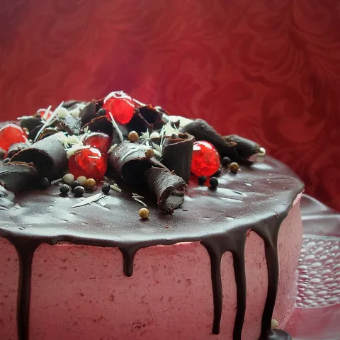 Almond cherry muss cake