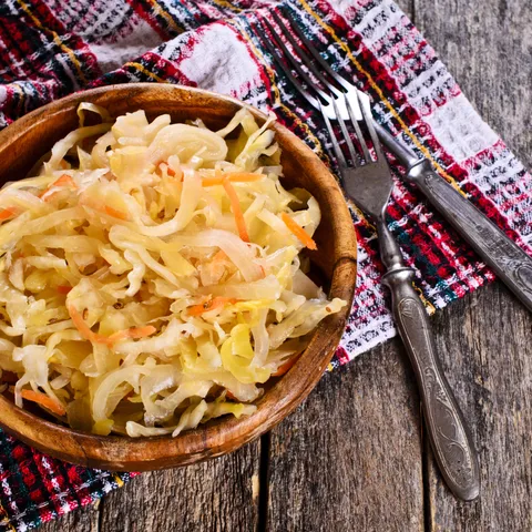 Istešite liniju kiselim zeljem