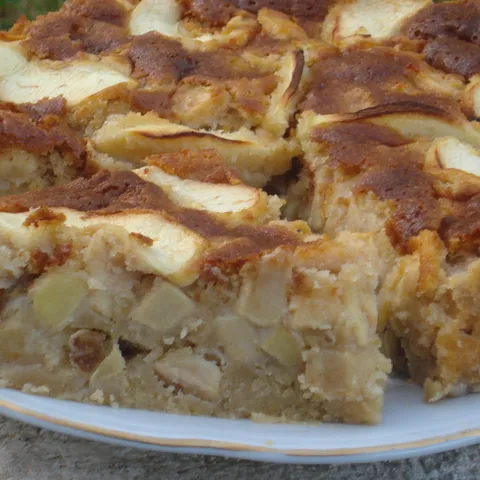 Jednostavna torta od jabuka