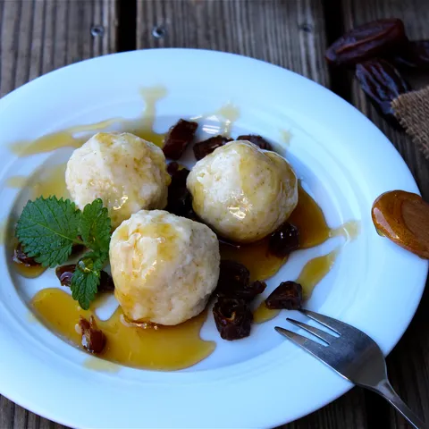 Topfenknödel