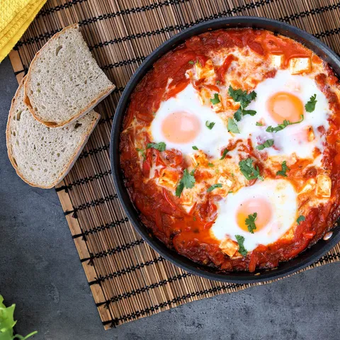 Shakshuka sa feta sirom