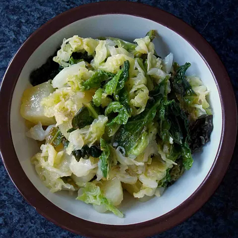 Salata od kelja i krompira