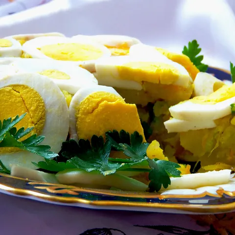 YUMURTALI PATATES SALATASI/ukrasna salata sa jajima i krumpirom