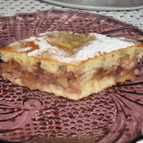 Brzi kolač od jabuka