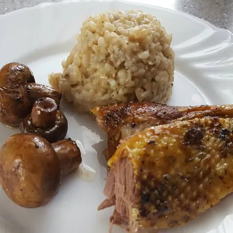 Pečena patka sa šampinjonima