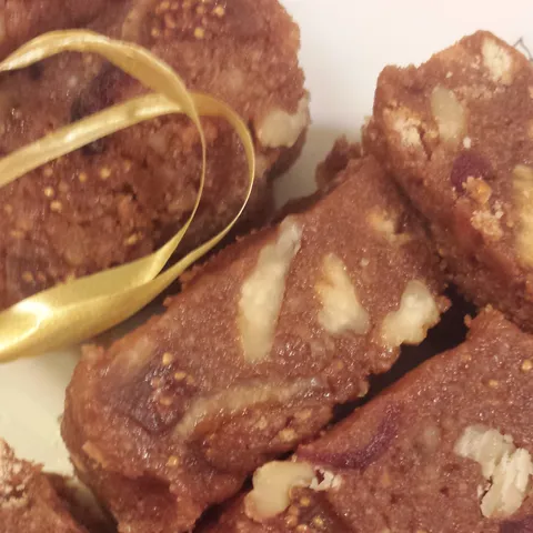 Stanglice sa suvim smokvama(Dry fig fudge)