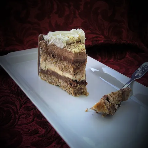 Chocolate walnut cake