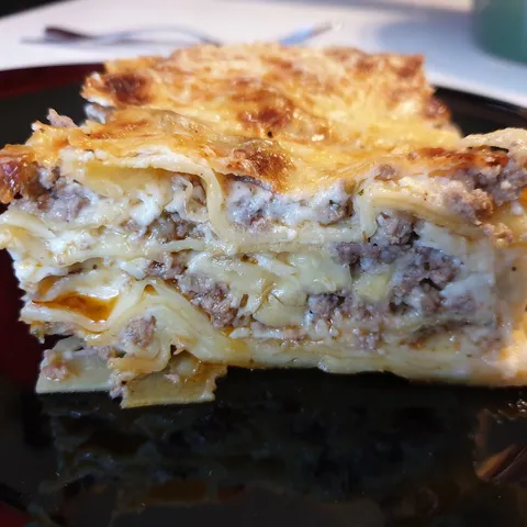Lasagne (Lazanje) - savršen okus, sočne i jednostavne