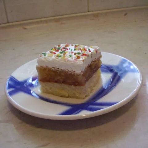 Kolač s jabukama