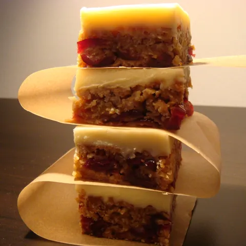Kocke sa zobenim pahuljicama i bijelom cokoladom