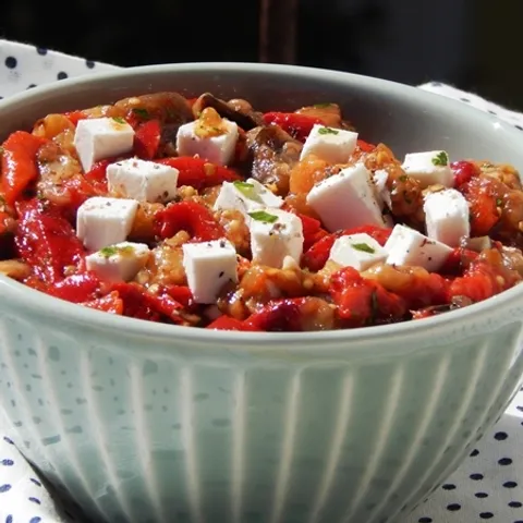 Salata od pečenih paprika i patlidžana