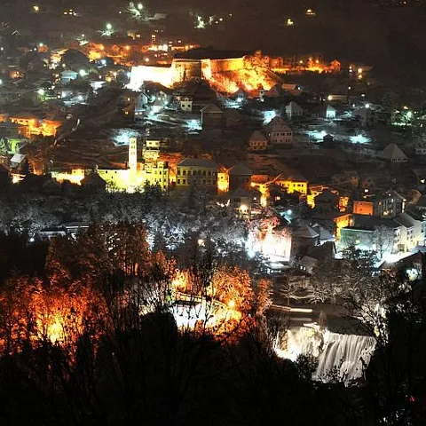 Dolazio nisam ti odavno, tamo gdje je dom...