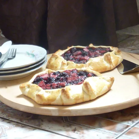 Galette s jabukama i borovnicama-Neens