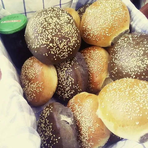 Hamburger peciva b&w