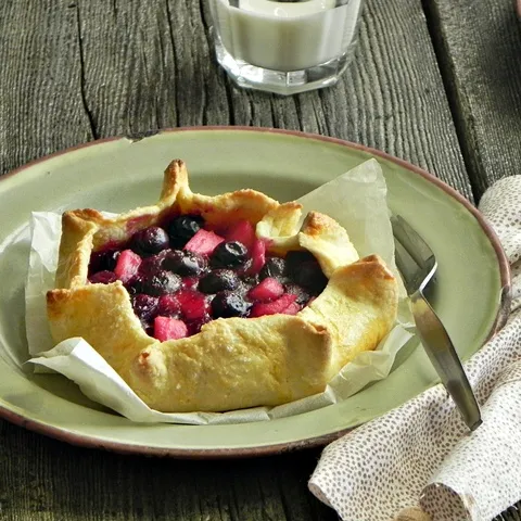 Galette s jabukama i borovnicama