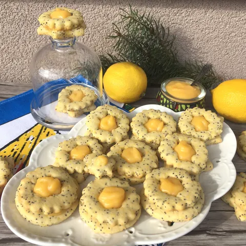 Kolačići sa makom i kremom od limuna