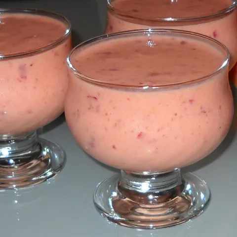 YOGURTLU MEYVE  SUYU